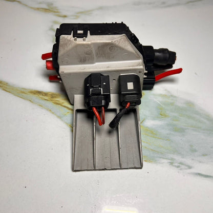 Mercedes-Benz W221 S-Class Fuse Box A 221 540 68 50 S600