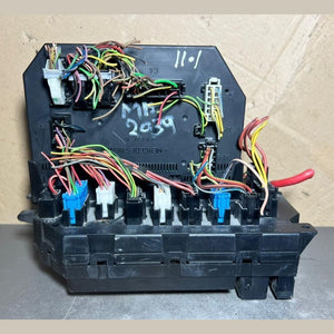 Mercedes W221 S-Class Front Fuse Relay Box SAM Control A221 5404650 A221 5401101