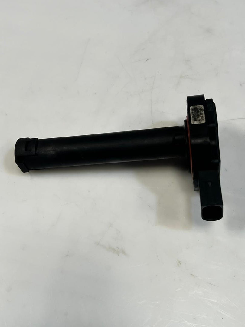 2006-2007 BMW 530xi E60 F70 F10 F07 F12 F25 Engine Oil Level Sensor 7567722 OEM