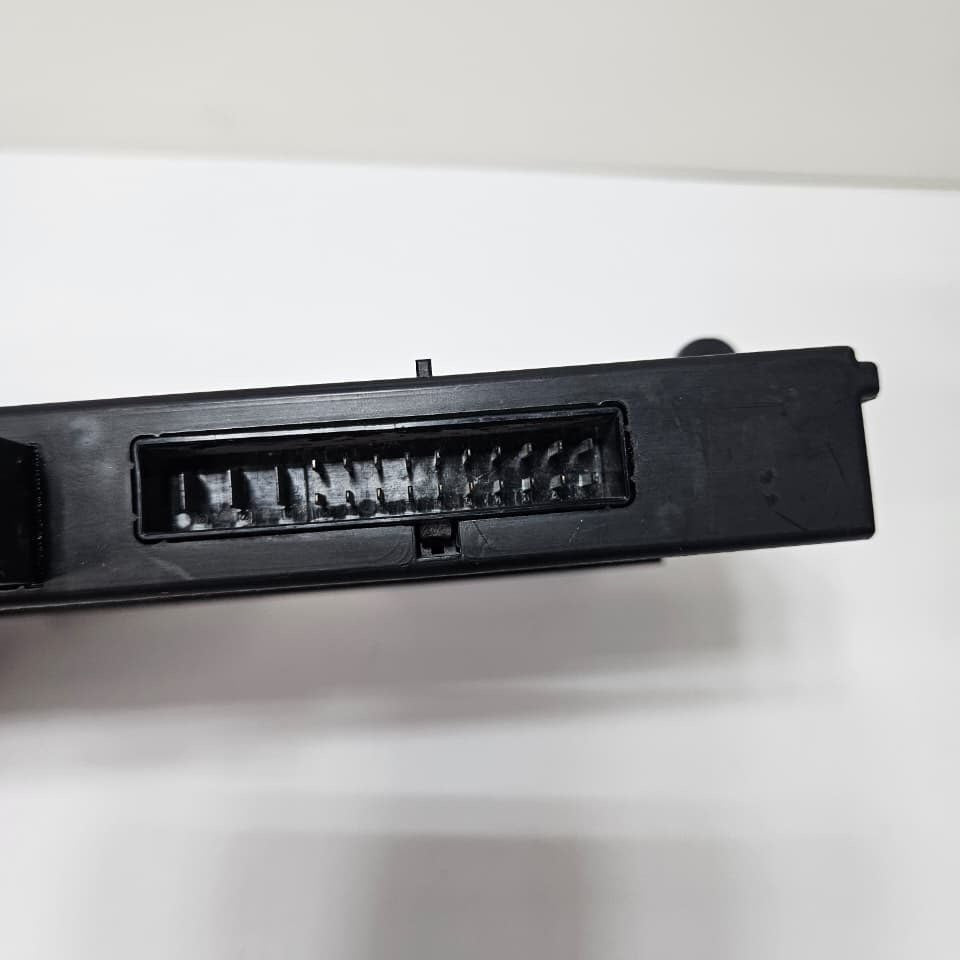 BMW F01 ECU Body Control Module Unit Junction Box Pl6 JBBFE III V5 9252330