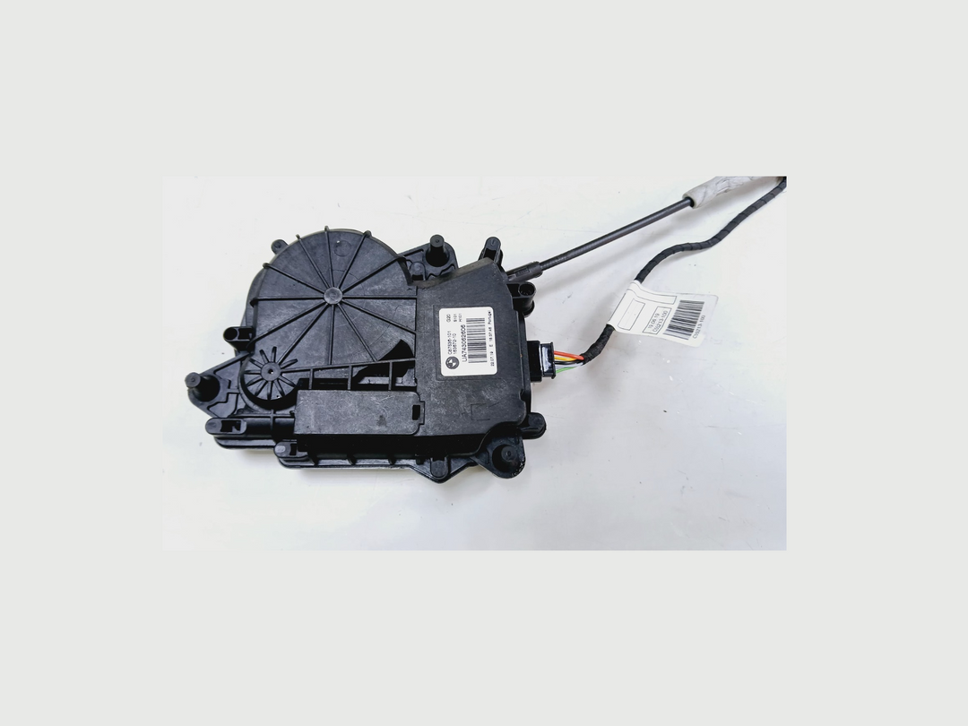 BMW 3 SERIES G20 G21  TAILGATE BOOT LID SOFT CLOSING LOCK ACTUATOR MOTOR 7430626