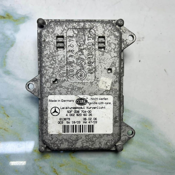 2005-2006 Mercedes Xenon Headlight Ballast Control Module A0028206026 W219 W211