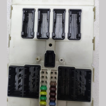 2012-2016 BMW 320i Front Electronic Module 9324782 3 Series 320i 328i 328d