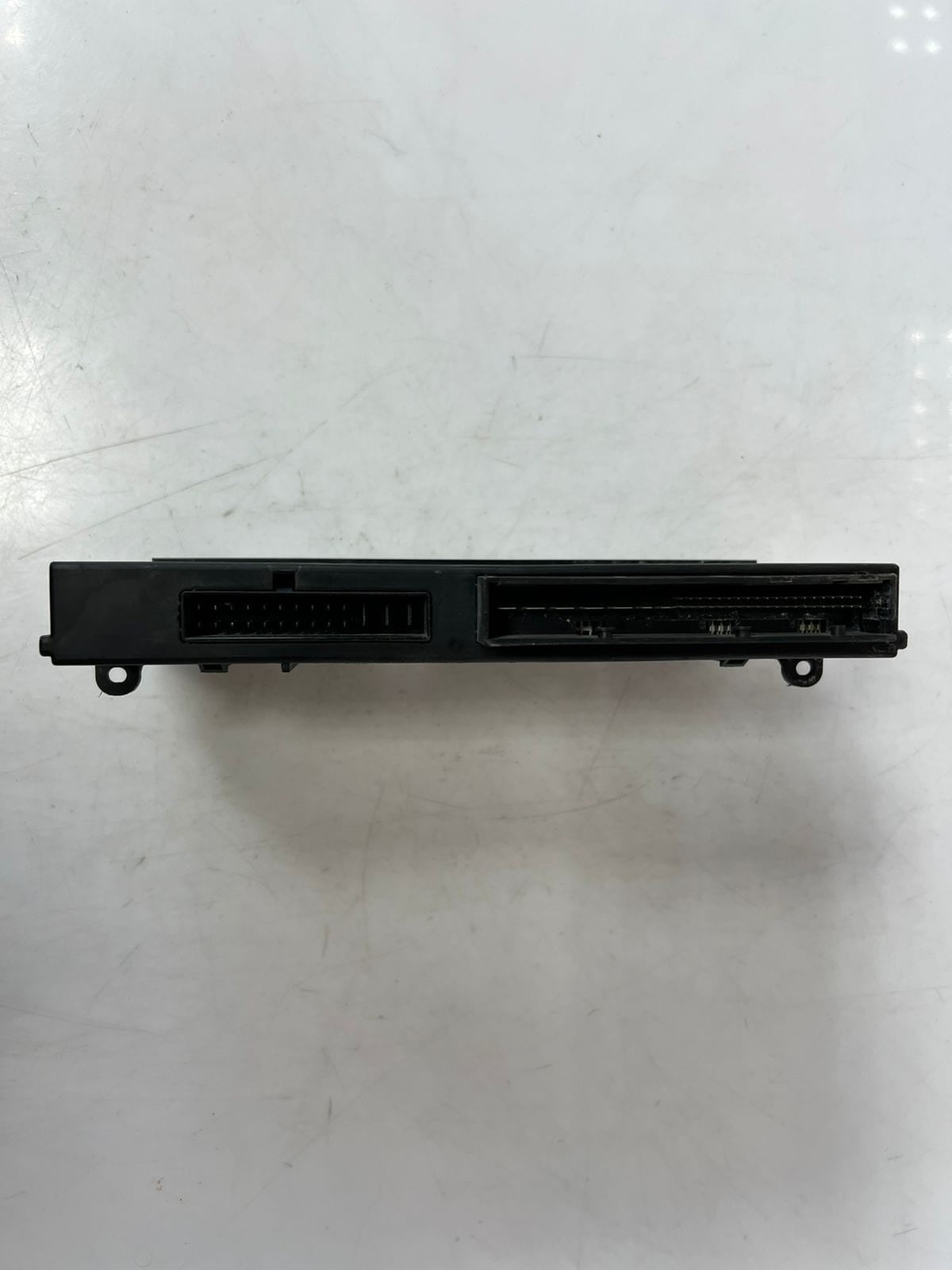 2011-2016 BMW F10 F11 5 Serie 535i Body Control Module BCM 9244393 OEM