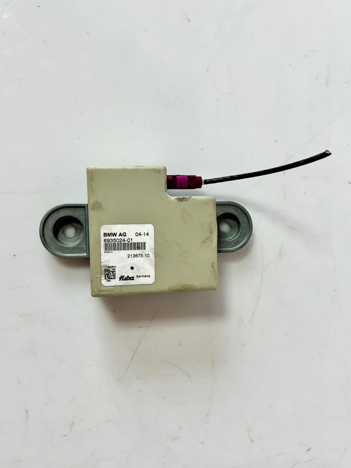 2011-2013 BMW 335I ANTENNA AMPLIFIER CONTROL MODULE 6935024-01 OEM 