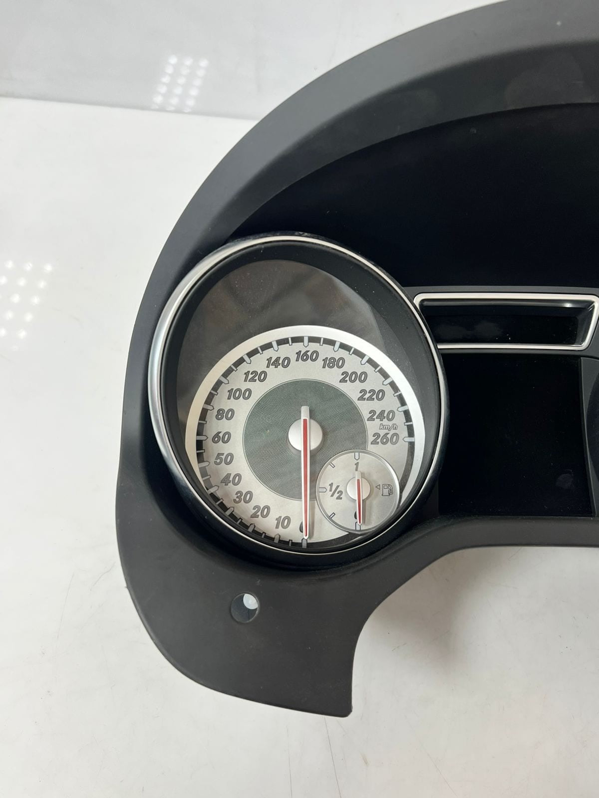 2015-2017 Mercedes-Benz CLA180 C117 X117 W117 Instrument Cluster A1179007301