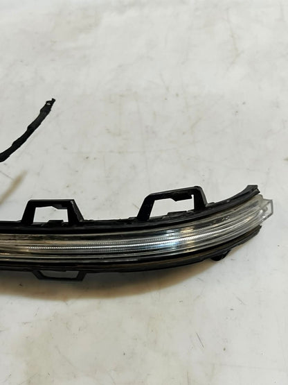2018-2024 BMW X3 G01 X4 G02 X5 G05 X6 G06 G07 Mirror Turn Signal Light 7441439