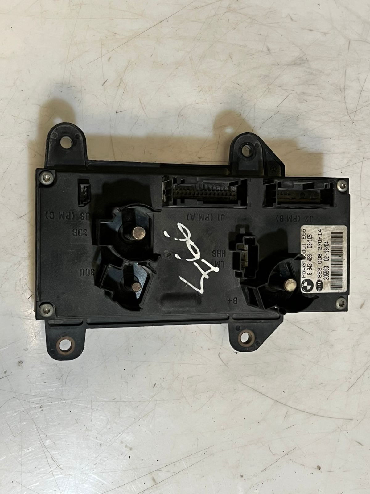 2002-2005 BMW 745i 7 Series E65 E66 POWER MODULE Body Control Module 6943489