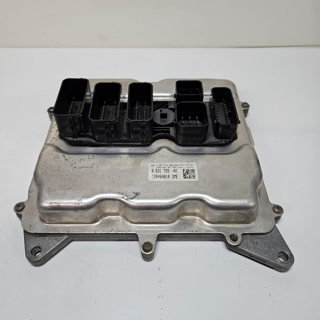 2012-2015 BMW N20, F22, F30, F31, F32, F34 320i Engine Control Unit 8631725 USED