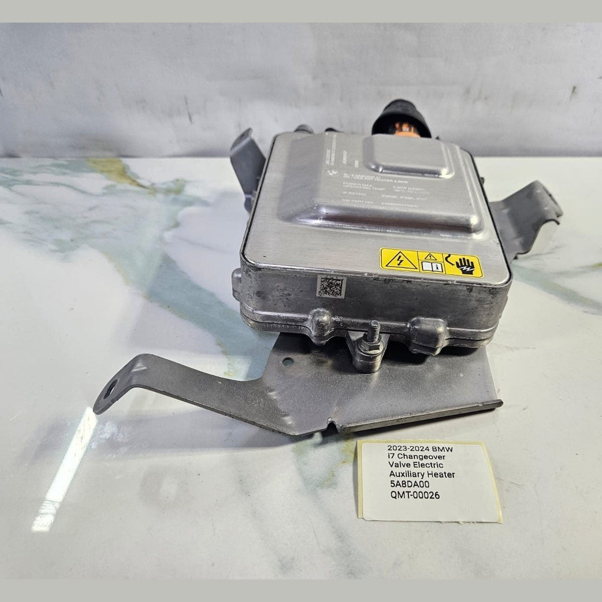 2023-2024 BMW i7 Changeover Valve Electric Auxiliary Heater 5A8DA00
