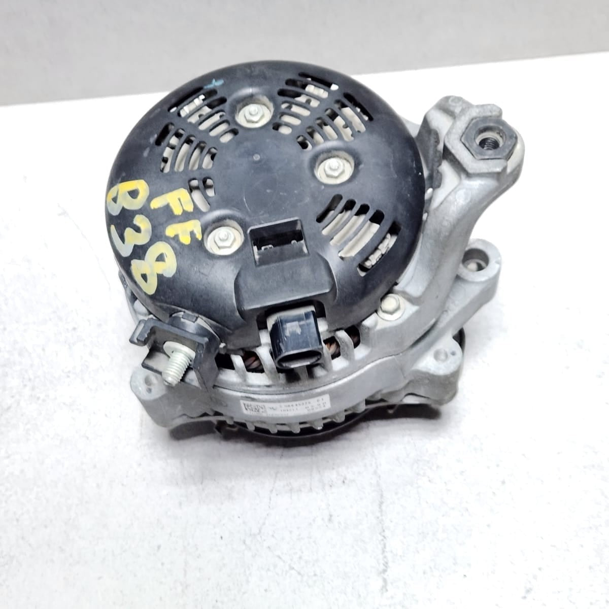 2016-2019 BMW 330i Alternator 8645325 F22 F30 F32 F36 118i 218i 330i and 430i