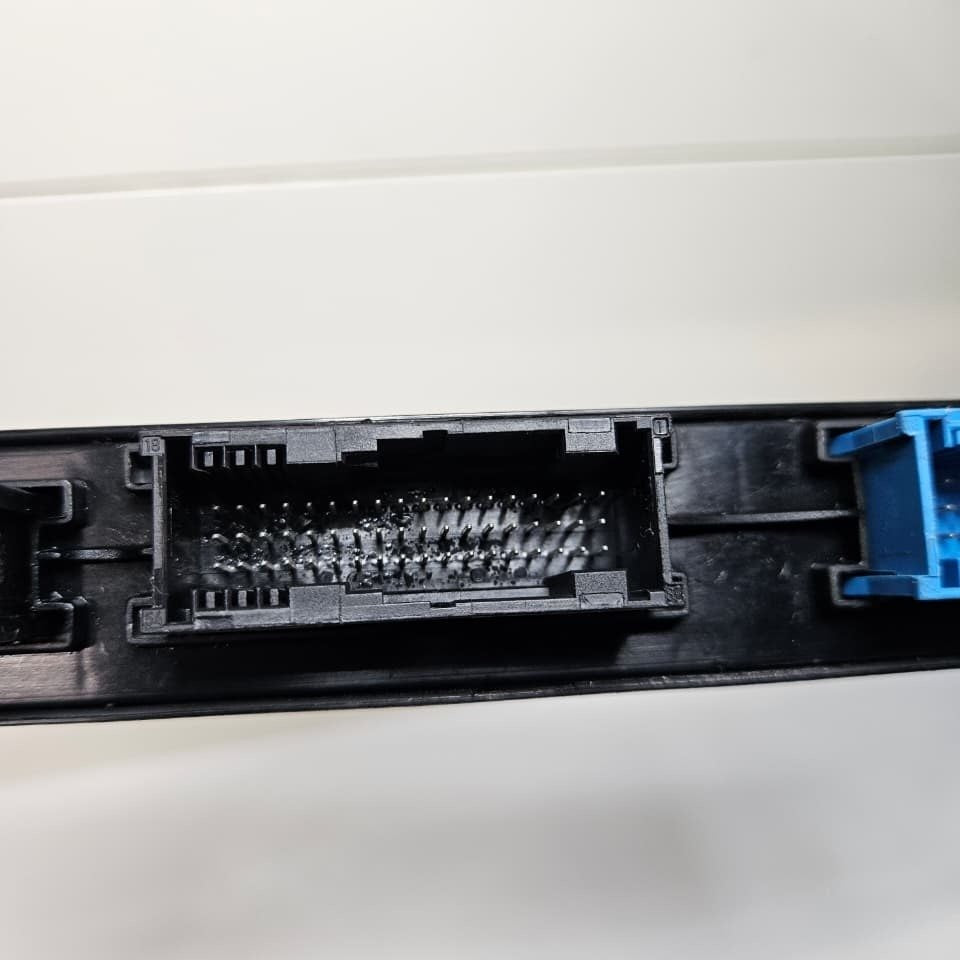 2014 BMW F13 F18 640i Junction Box Module 9312769 OEM