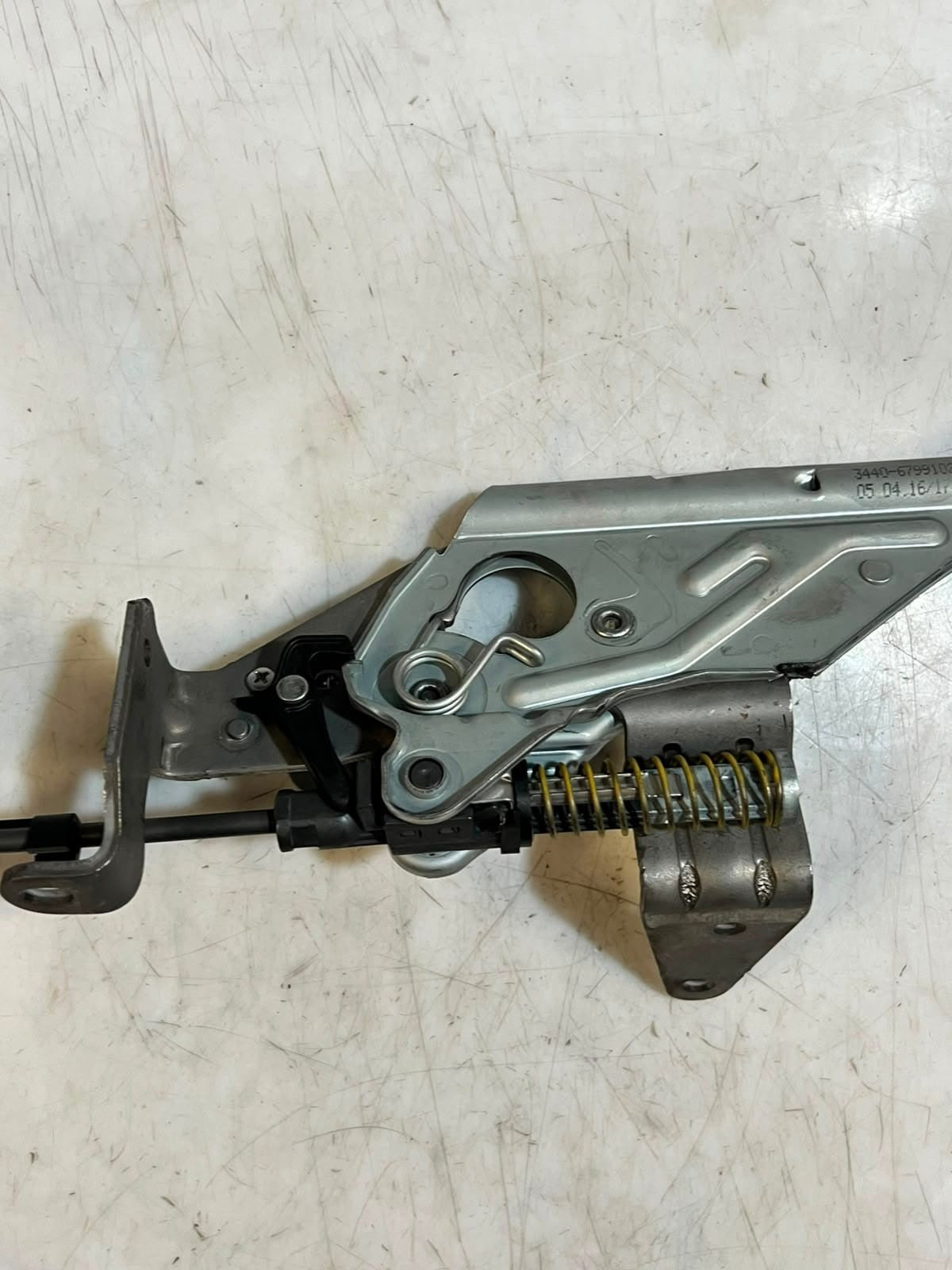 2011-2015 BMW 3 Series F30 F31 F80 F35 F83 F33 Handbrake Lever Assembly 6799102