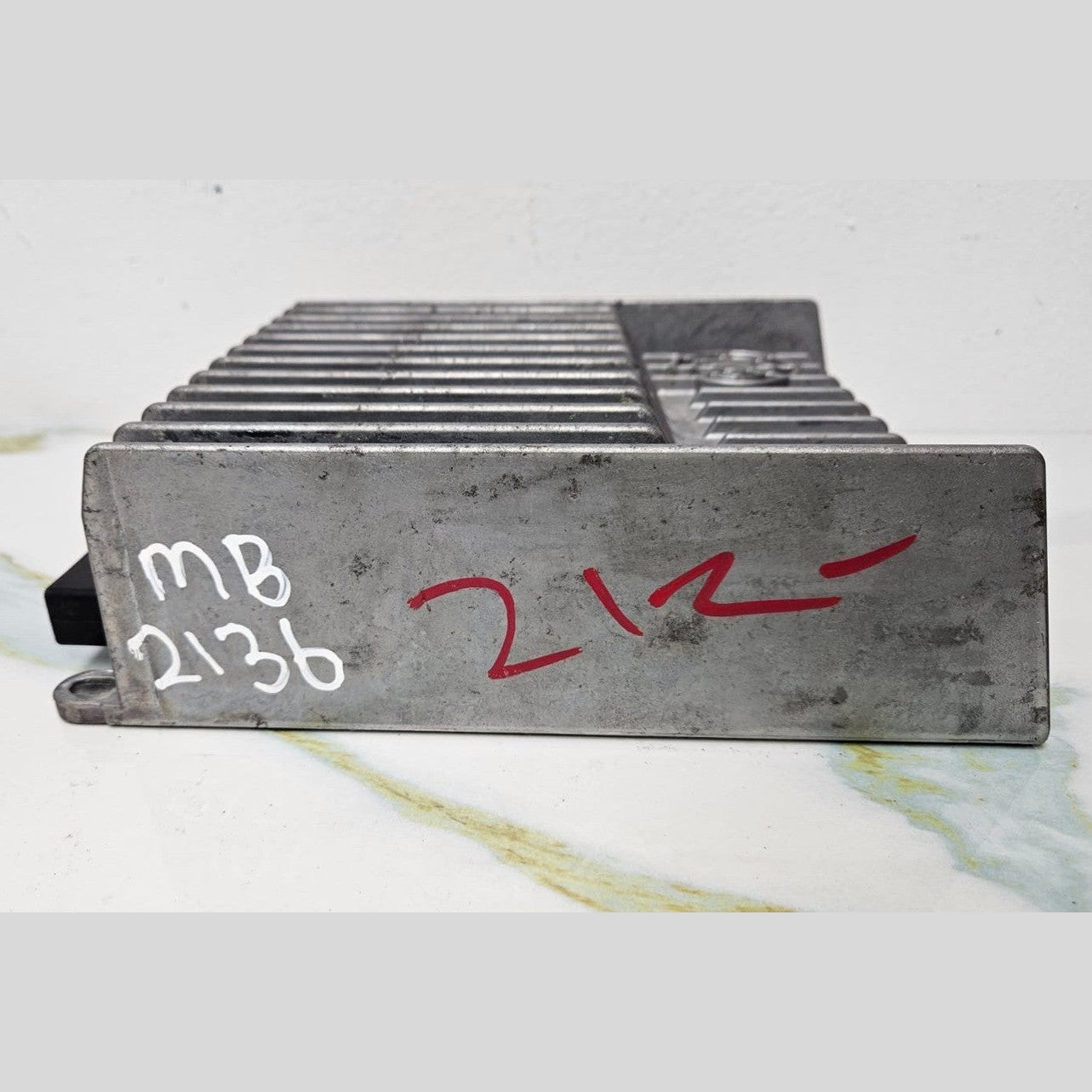 10-14 Mercedes W212 Harman Kardon Audio Sound Amplifier Amp A212 9007108 OEM