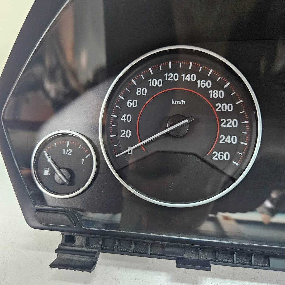 2014-2016 BMW 3 Series F30 428i Instrument Cluster 9382103