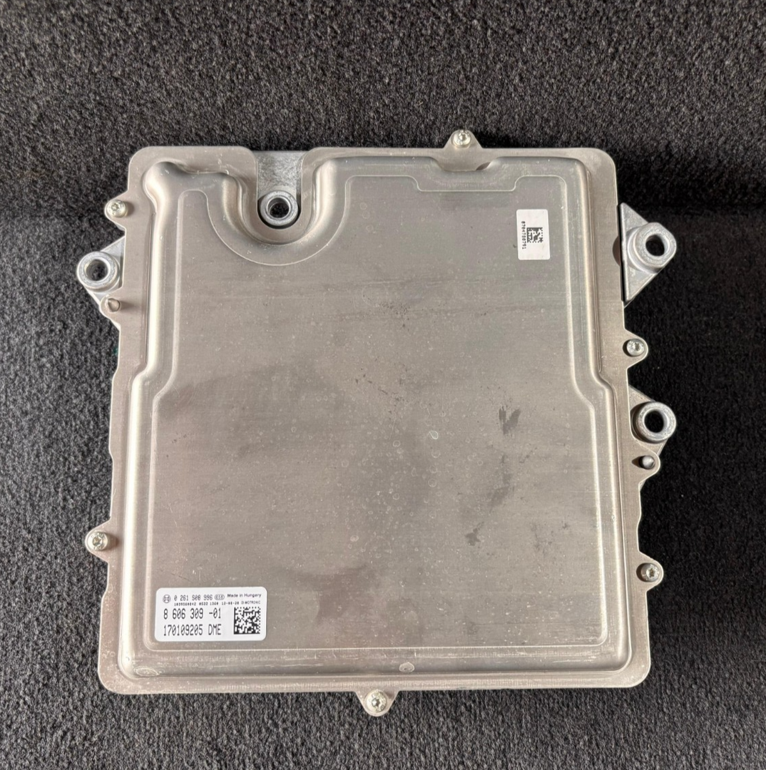 OEM BMW F10 F30 F20 N55 3.0 DME ENGINE CONTROL UNIT COMPUTER ECU SET 8606309