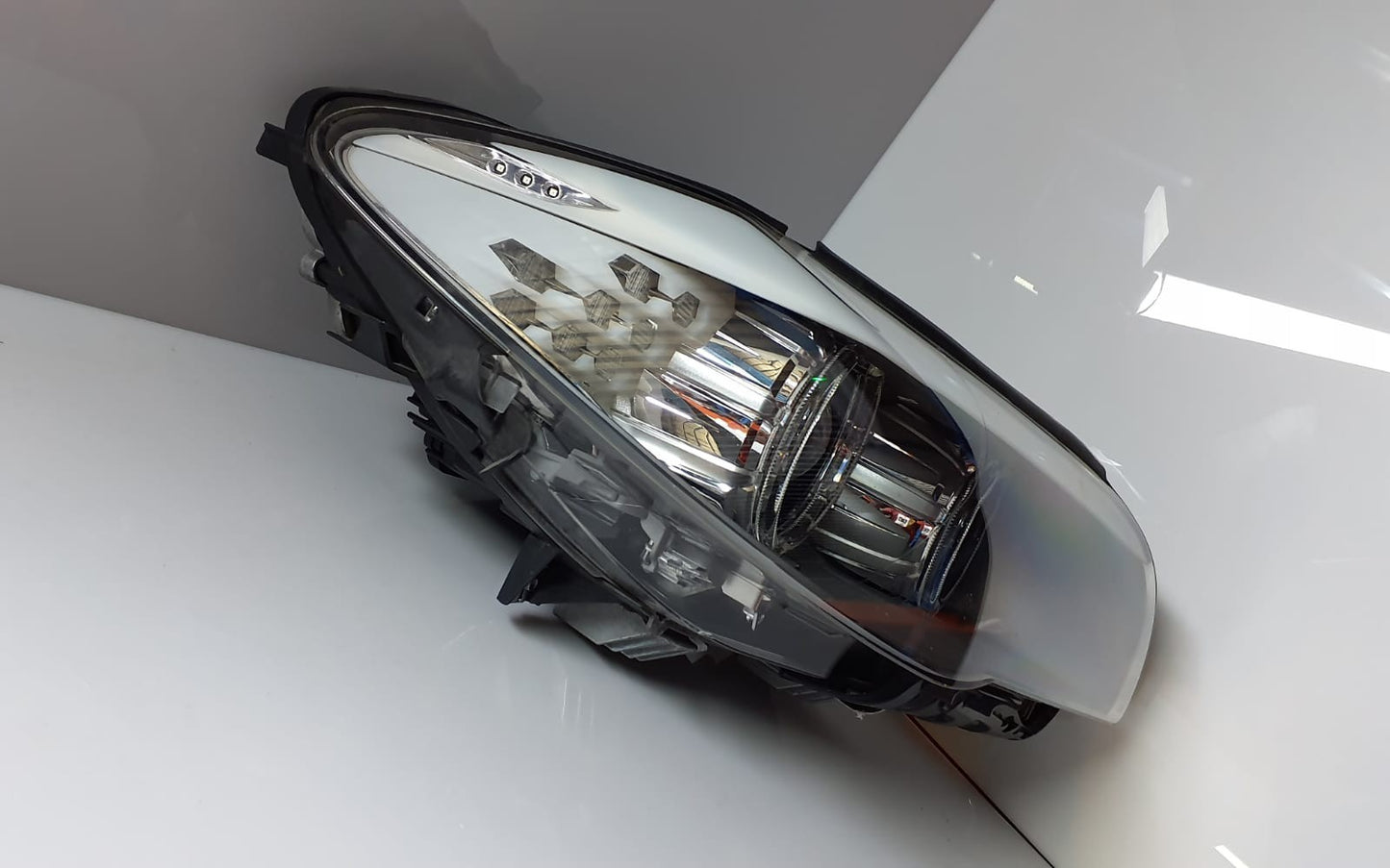 BMW 5 Series F10 F11 Right Bi Xenon Headlight OEM 7203248