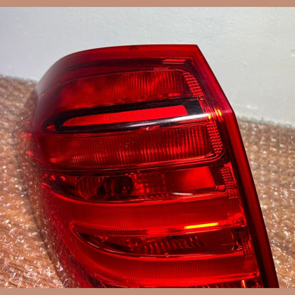 Mercedes W166 GL GLS Rear Left Side Tail Light Brake Stop Lamp A166 9067501