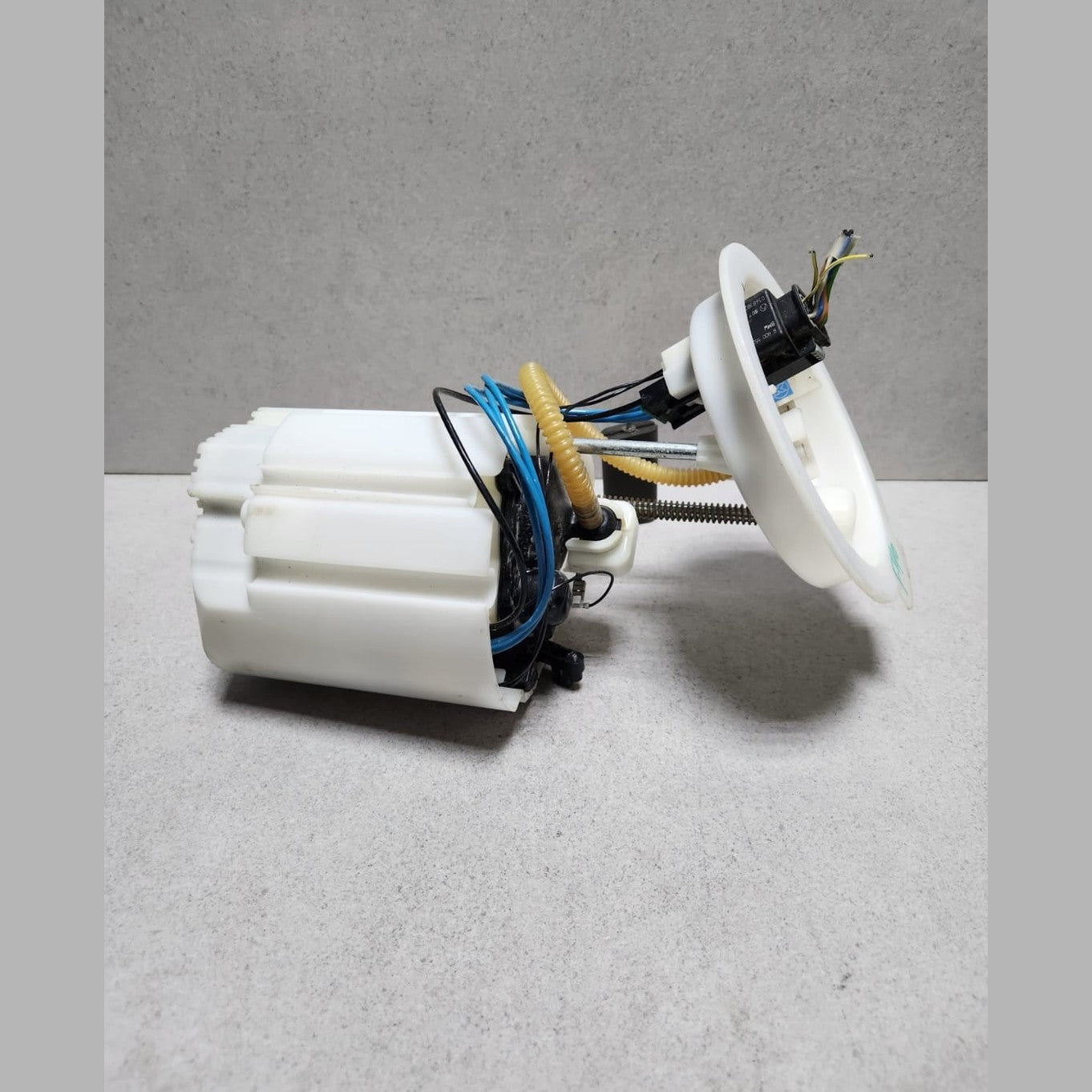 2019-2023 BMW 118i Fuel Pump 7300472 1-Series F40 2-Series F44 M235i 228i
