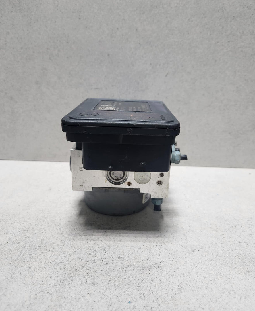 2015-2018 BMW M4 Abs Anti Lock Brake Pump Module 7852637 M3 M4 F82 OEM