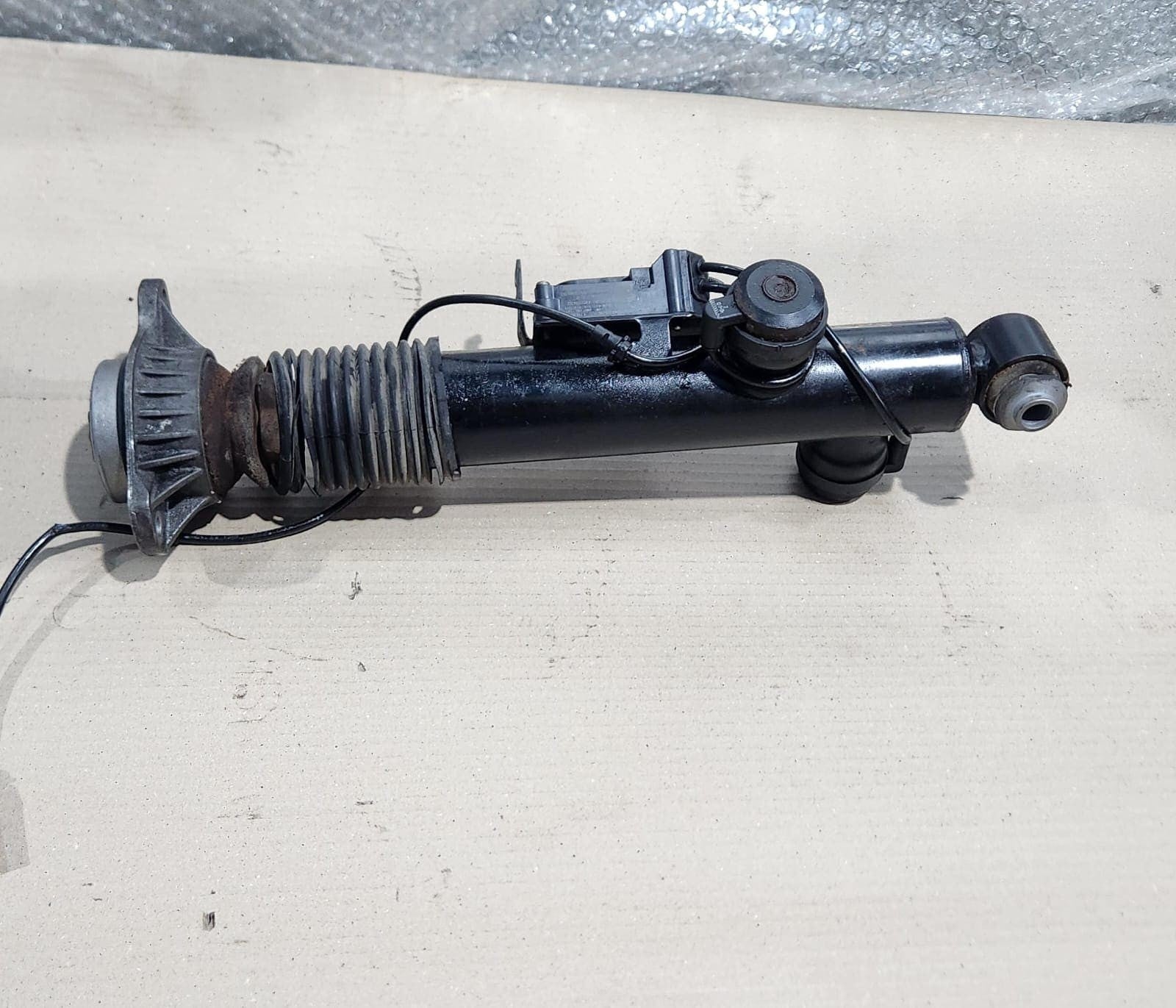 BMW 5 Gran Turismo Rear Left Shock Absorber 6796943 5 Series 535GT
