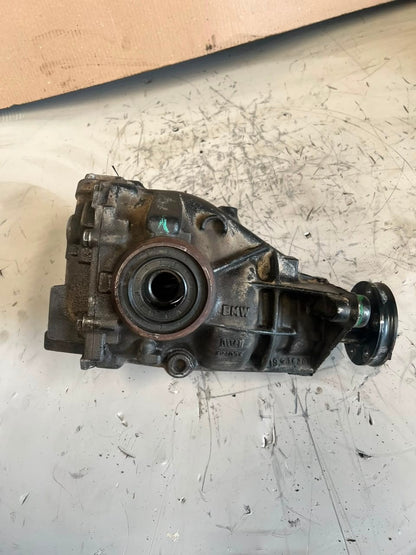 2000-2006 BMW X5 X4 X3 X6 X1 E53 3.0i 4.10 ratio Rear Differential 7524888 OEM