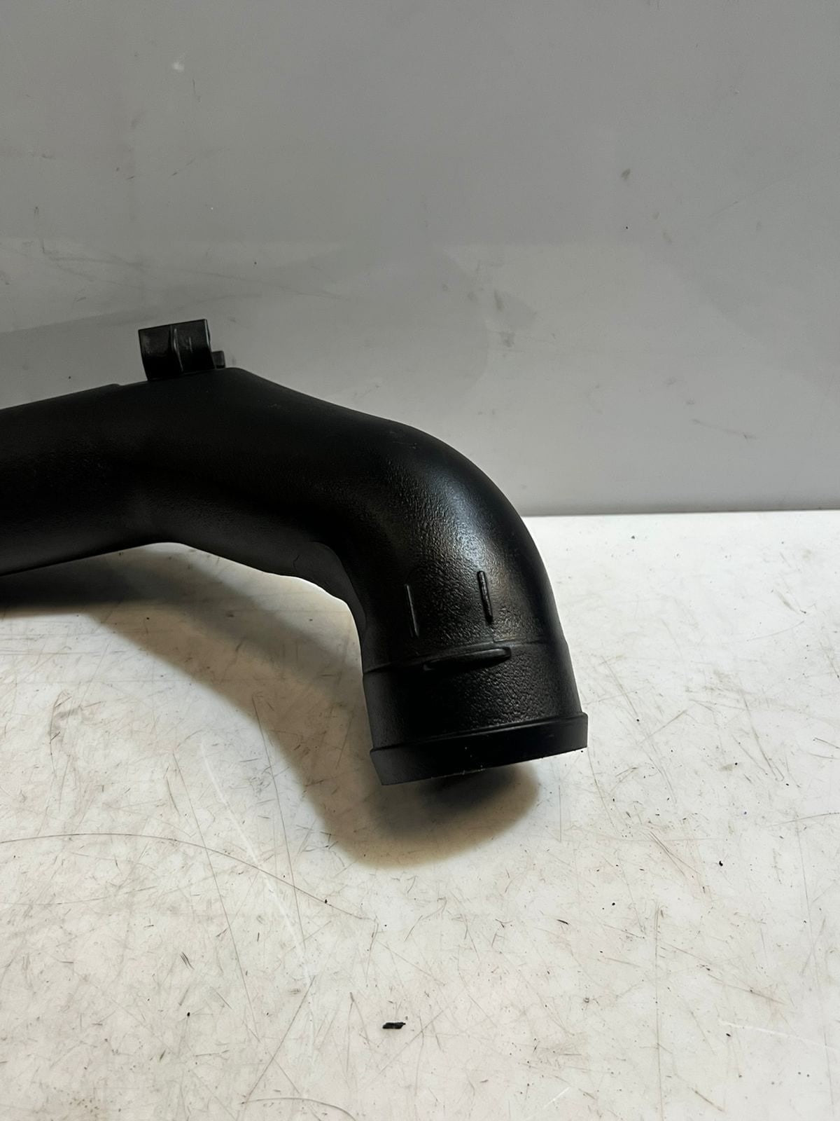 BMW F10 F11 F12 F13 N55 535i 640i 740i Turbocharger Intercooler Hose 7582314 OEM
