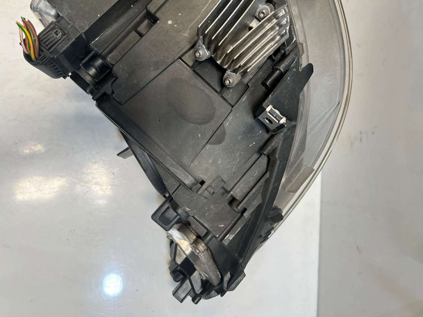 2010-2017 BMW 5 Series F07 535i GT 550i GT Xenon Headlight LEFT US 7199617