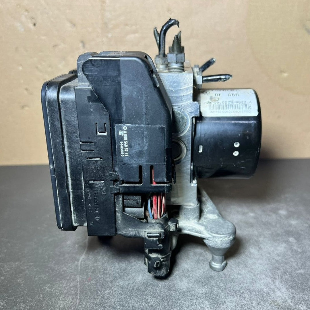 12-15 Mercedes W204 C250 SLK250 GLK350 ABS Anti Lock Brake Pump Module OEM