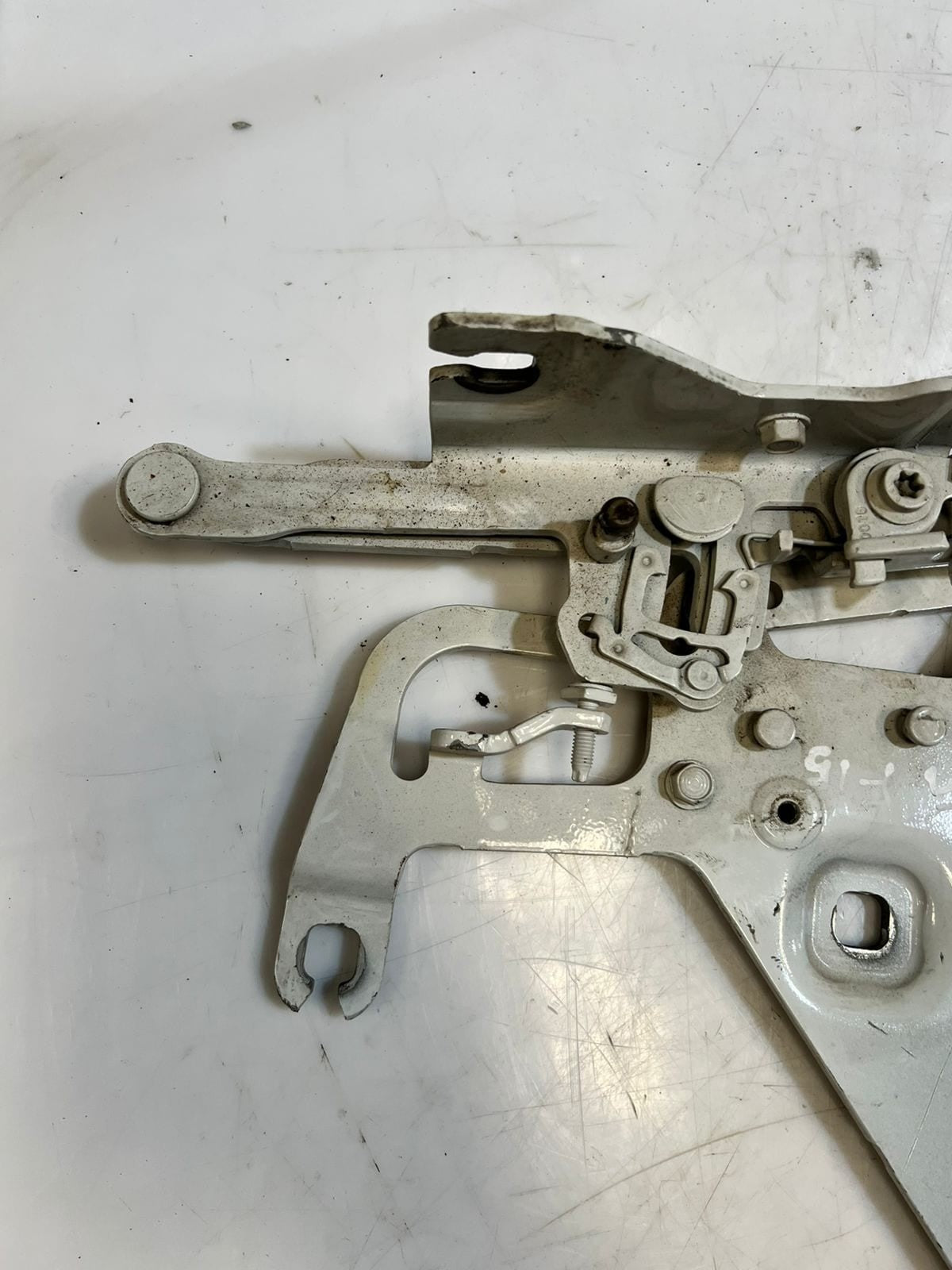 2014-2019 BMW X5 F15 Bonnet Hinge FRONT RIGHT LEFT 4822222 4822221 OEM