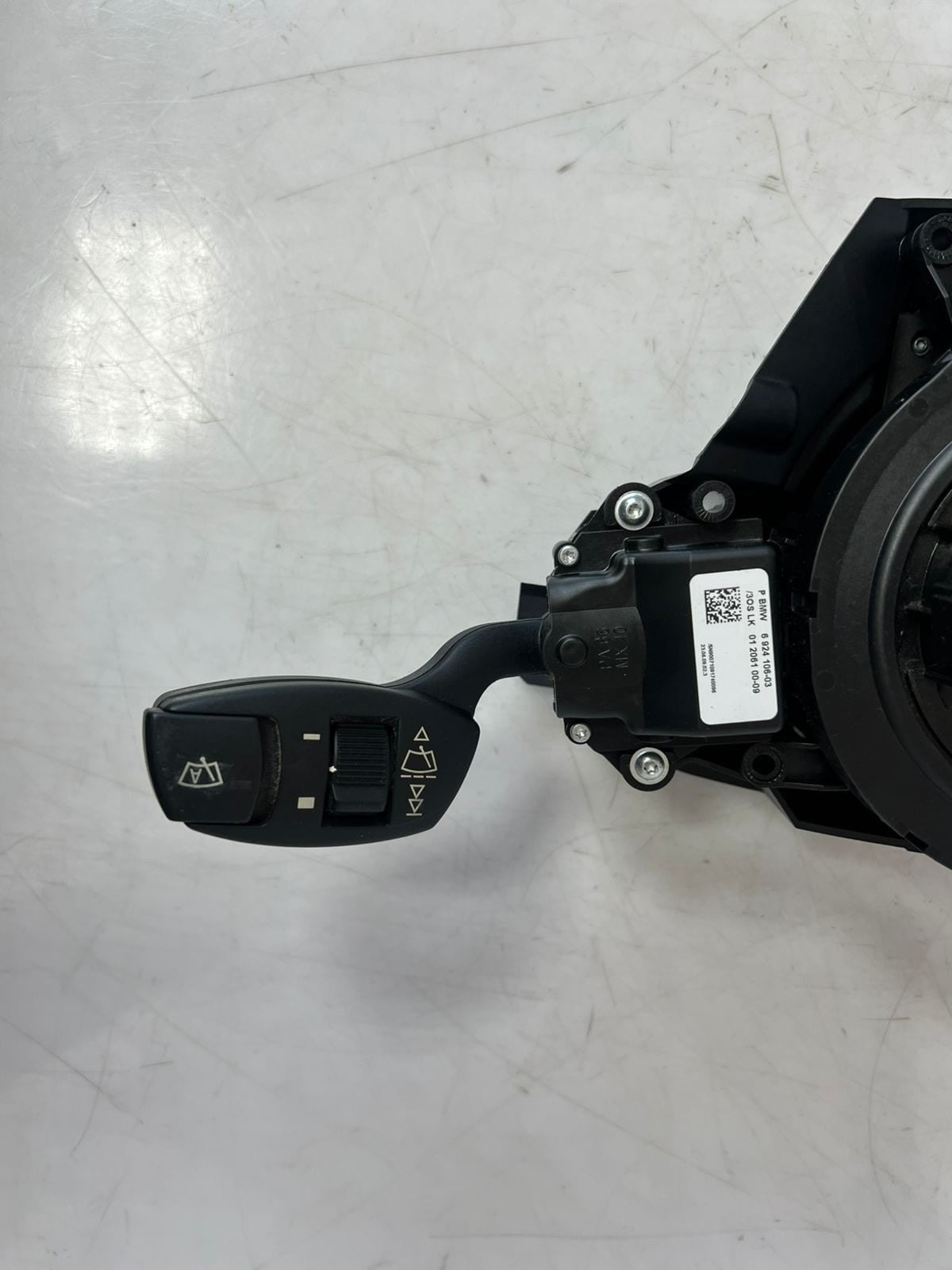 2008-2010 BMW 528i 5 6 Series E60 E61 E63 E64 Steering Column Switch 9204508 OEM