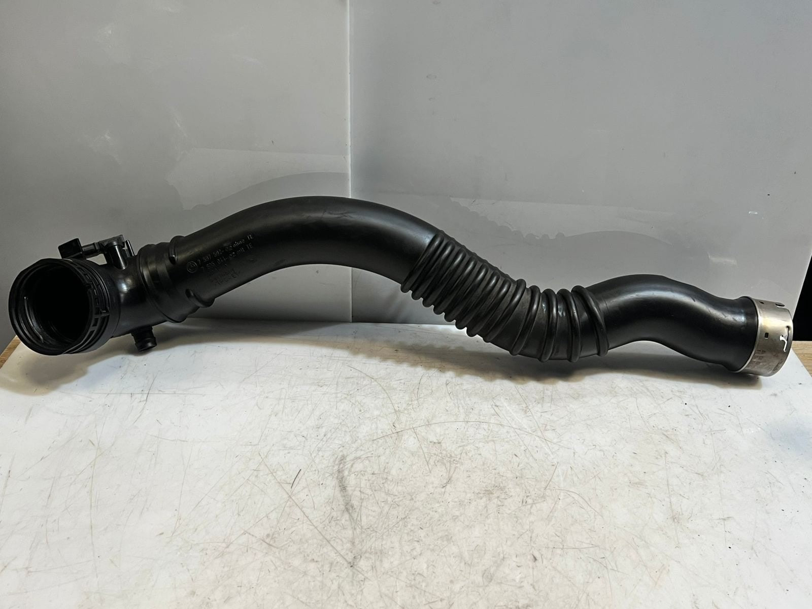 2012-2016 BMW 328i F32 F33 F36 F30 F31 N20 Turbocharger Intercooler Pipe 7597592
