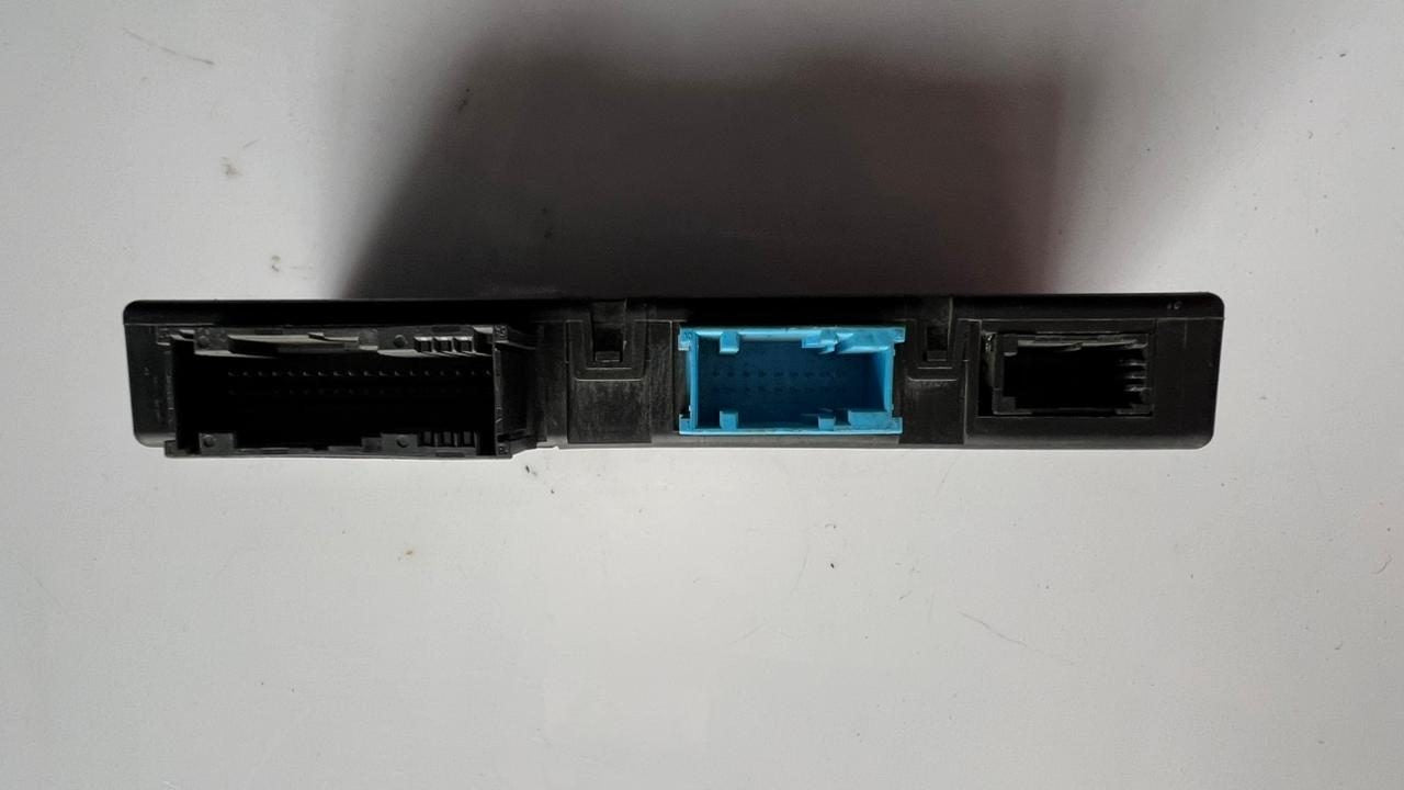 2009-15 BMW 750i Central Gateway Control Module 9266407 F10 5-Series and F02 7-S