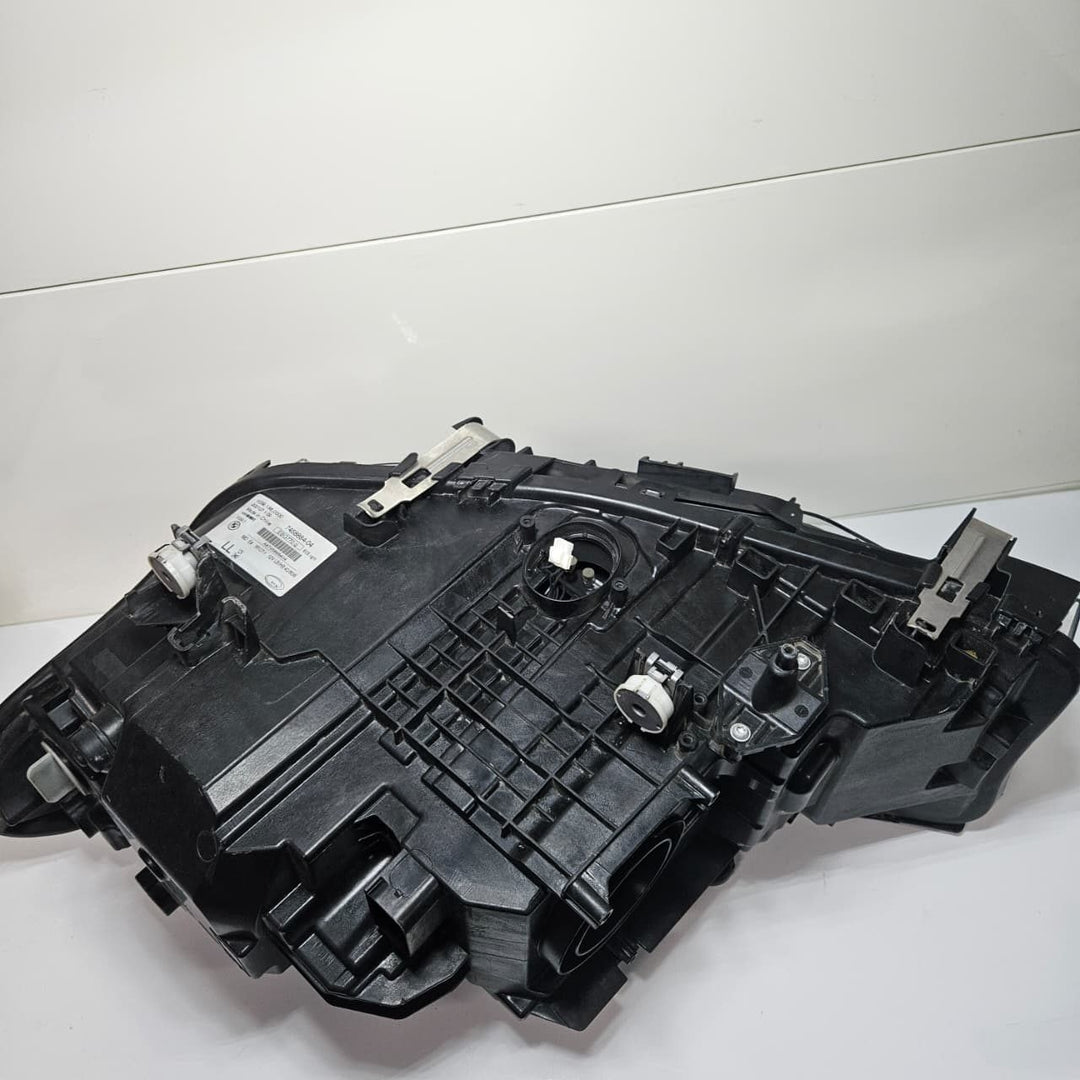 BMW  2016-2018 5-Series G30 G38 LED Headlight Right Side XENON ECE 7458884