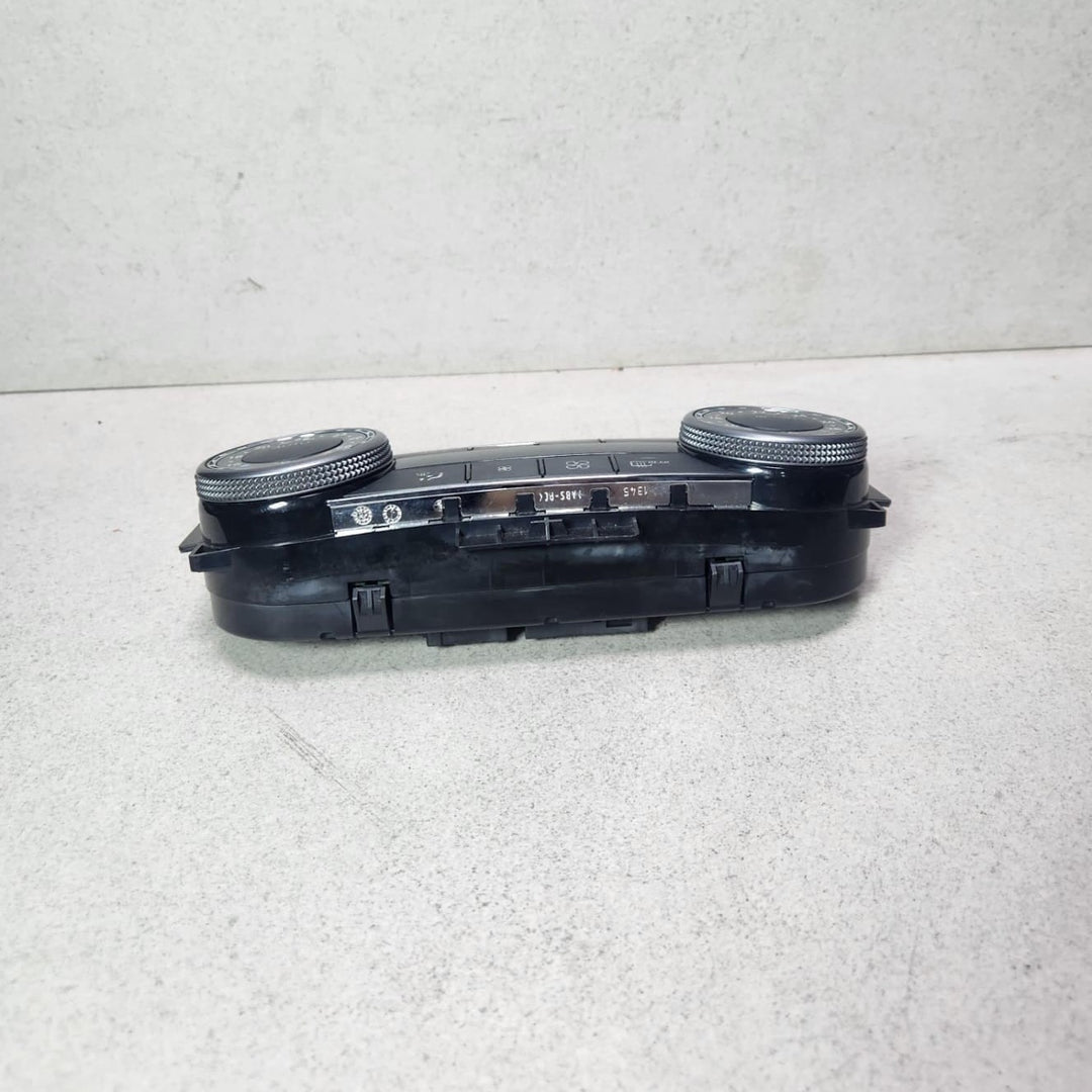 2010-2012 Mercedes-Benz C250 Climate Control Unit 2048309885 C-Class W204 
