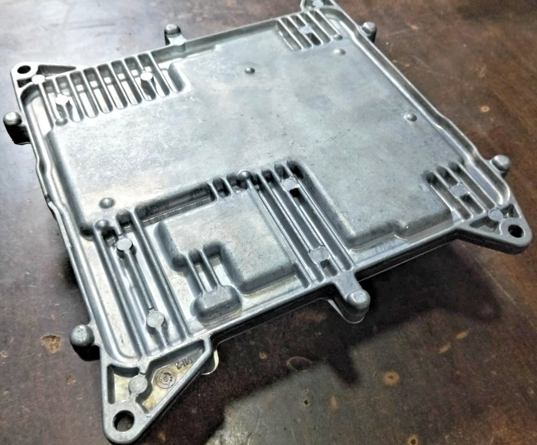OEM BMW F30 F31 F32 N20 ECU Only Engine Control Unit GASOLINE DME 8639595
