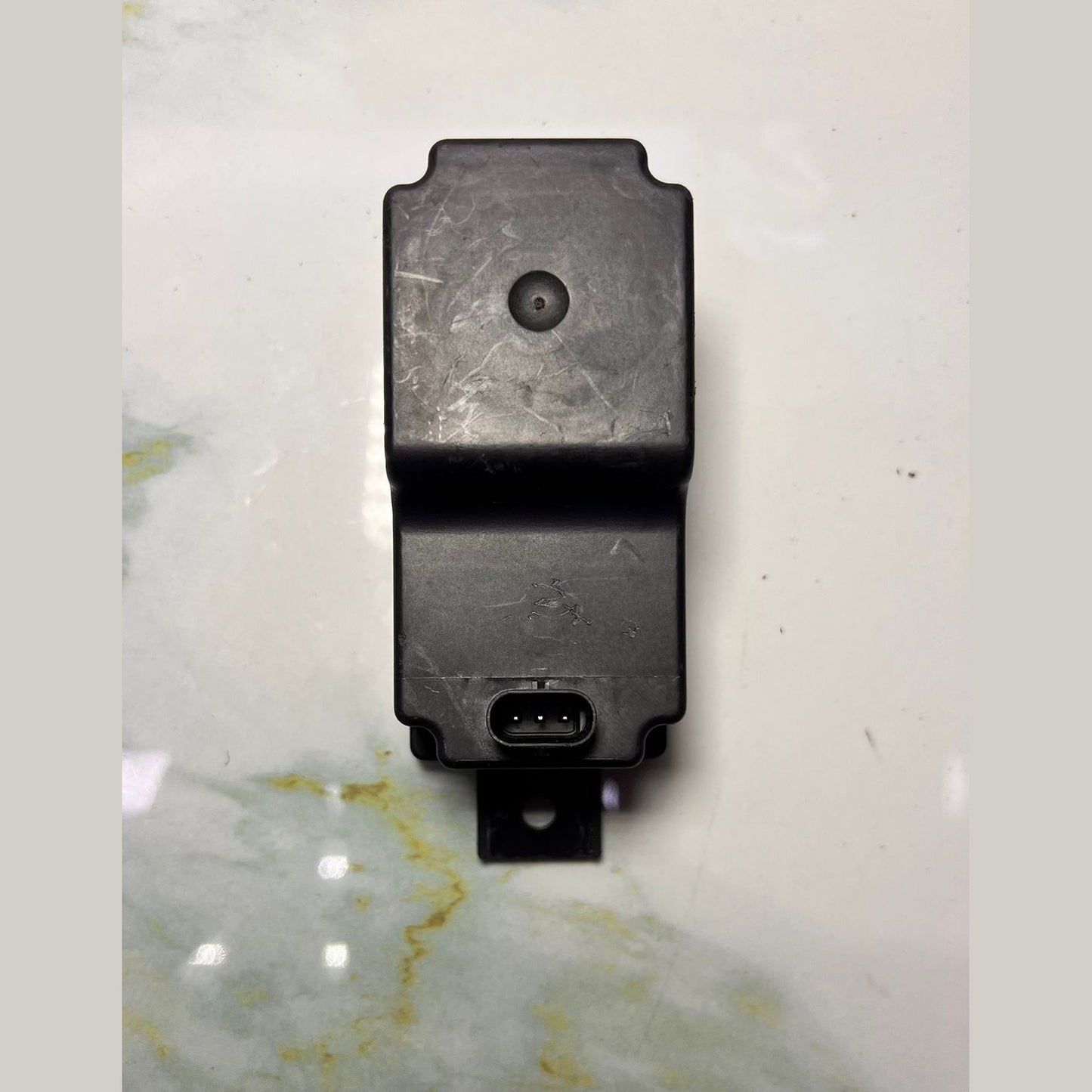 2015-2019 Mercedes-Benz C180 Voltage Converter A 205 9053414 C300, and C43