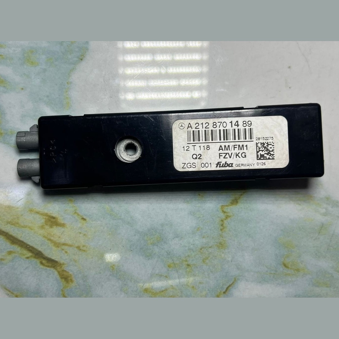 Mercedes Antenna Amplifier A2128701489 W212 E-Class and C218 CLS