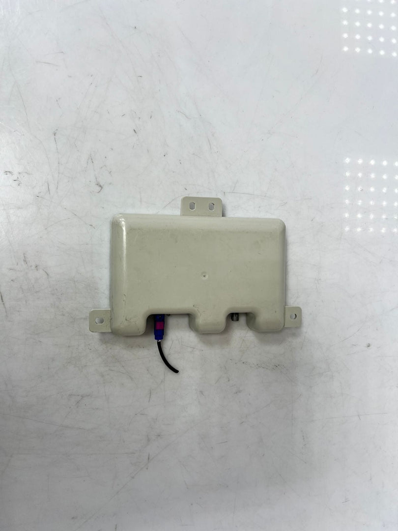 BMW 6 Series F06 F12 F13 and E63 E64 Aerial Antenna Amplifier Module 6957348 OEM