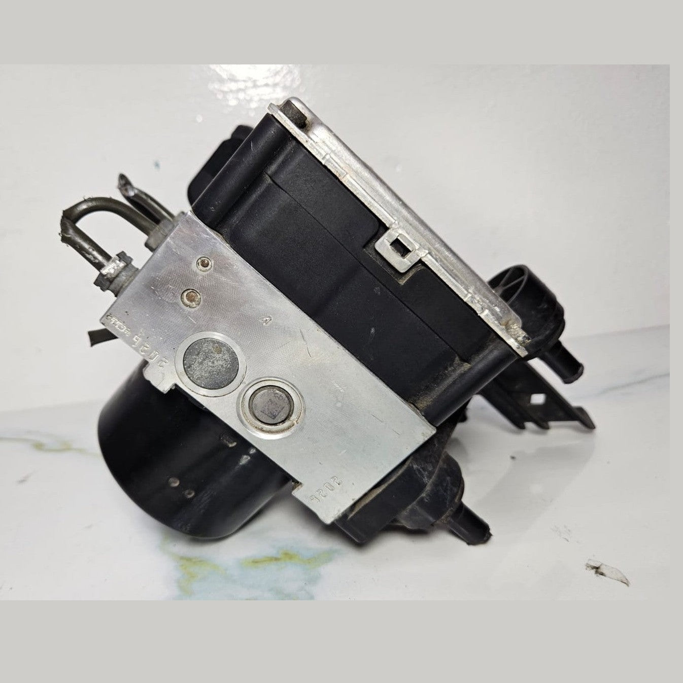 Mercedes W212 E-Class Hybrid ABS Anti Lock Brake Pump Module A000 9019800 OEM
