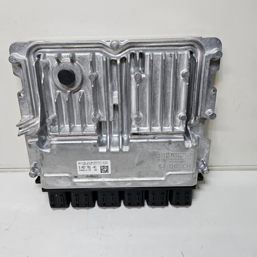 5A57781-2023 BMW X3 330i B48 Engine Control Module ECM DME Key Set