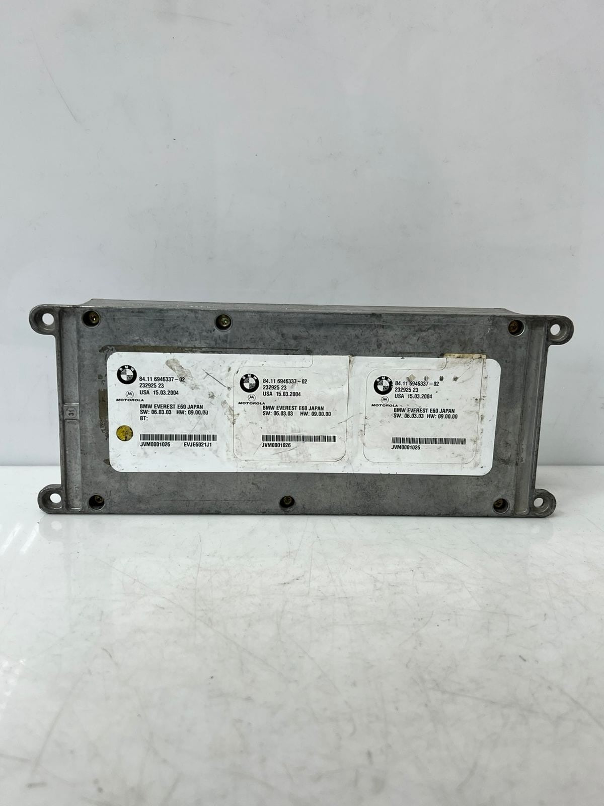 BMW 5 and 6 Series E60, E61, E63, E64 Telematics Control Unit 6946337 OEM