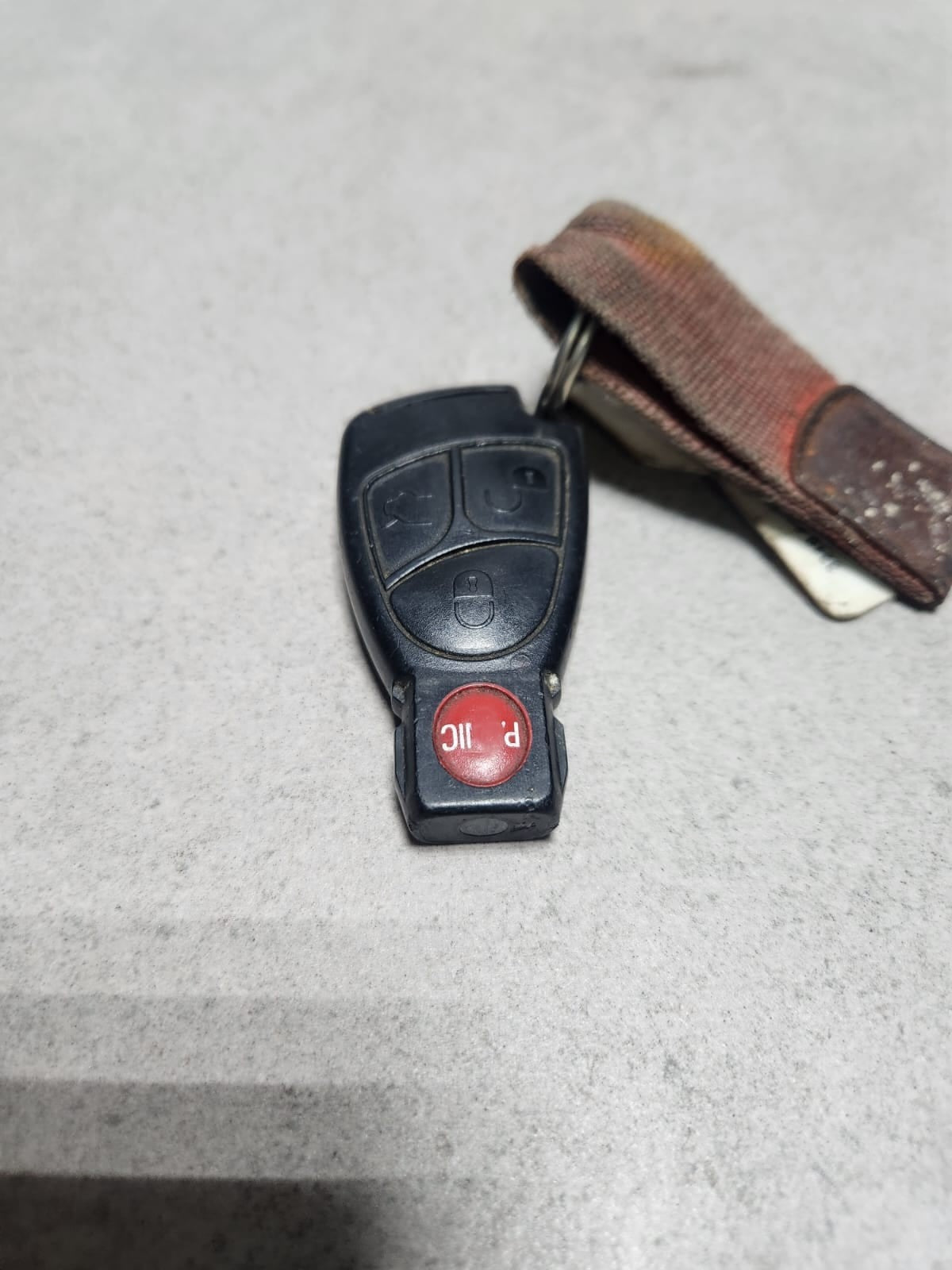 2003-2009 Mercedes-Benz C230 Ignition Switch Module 2095450908 W203 C230 and CLK