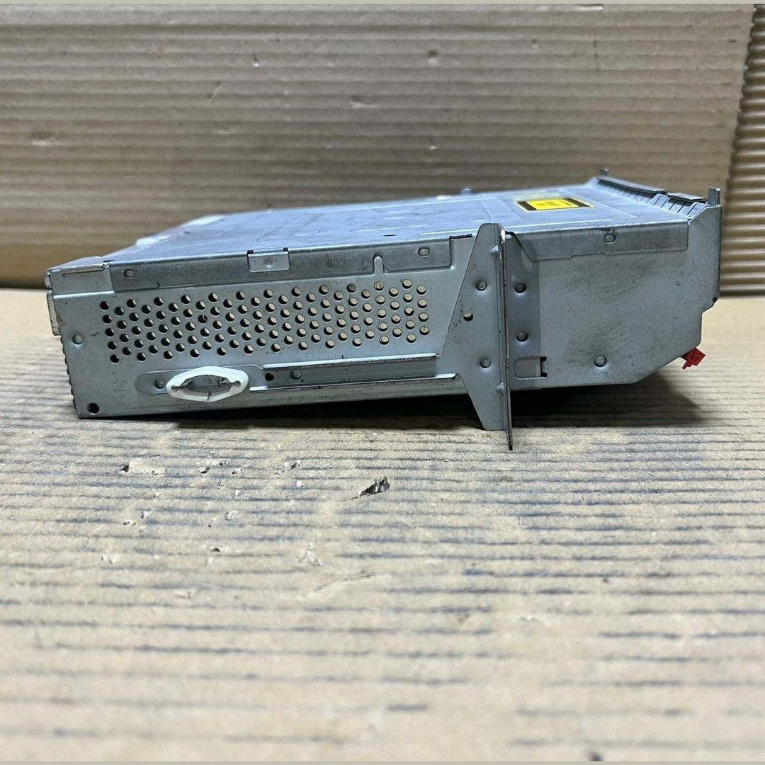 BMW Radio Cd Player Navigation Head Unit 9186211 X5 E70 and X6 E71 