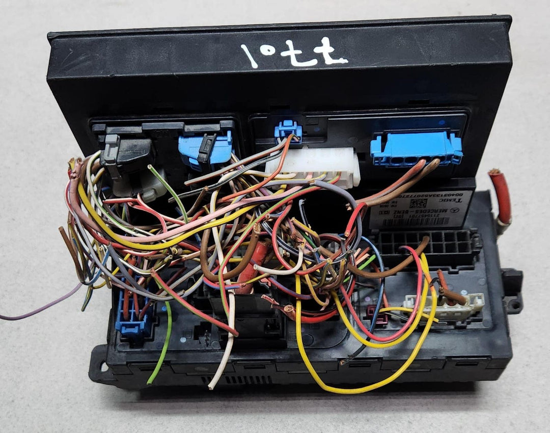 2003-2009 Mercedes-Benz E320 Front Sam Control Unit Fuse Box Module 2115457701