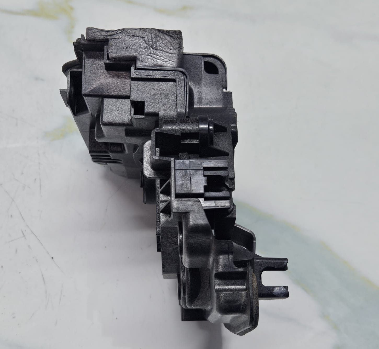 BMW G30 LCI 530d M Package Door Lock Latch Rear Left Side 7477689 OEM