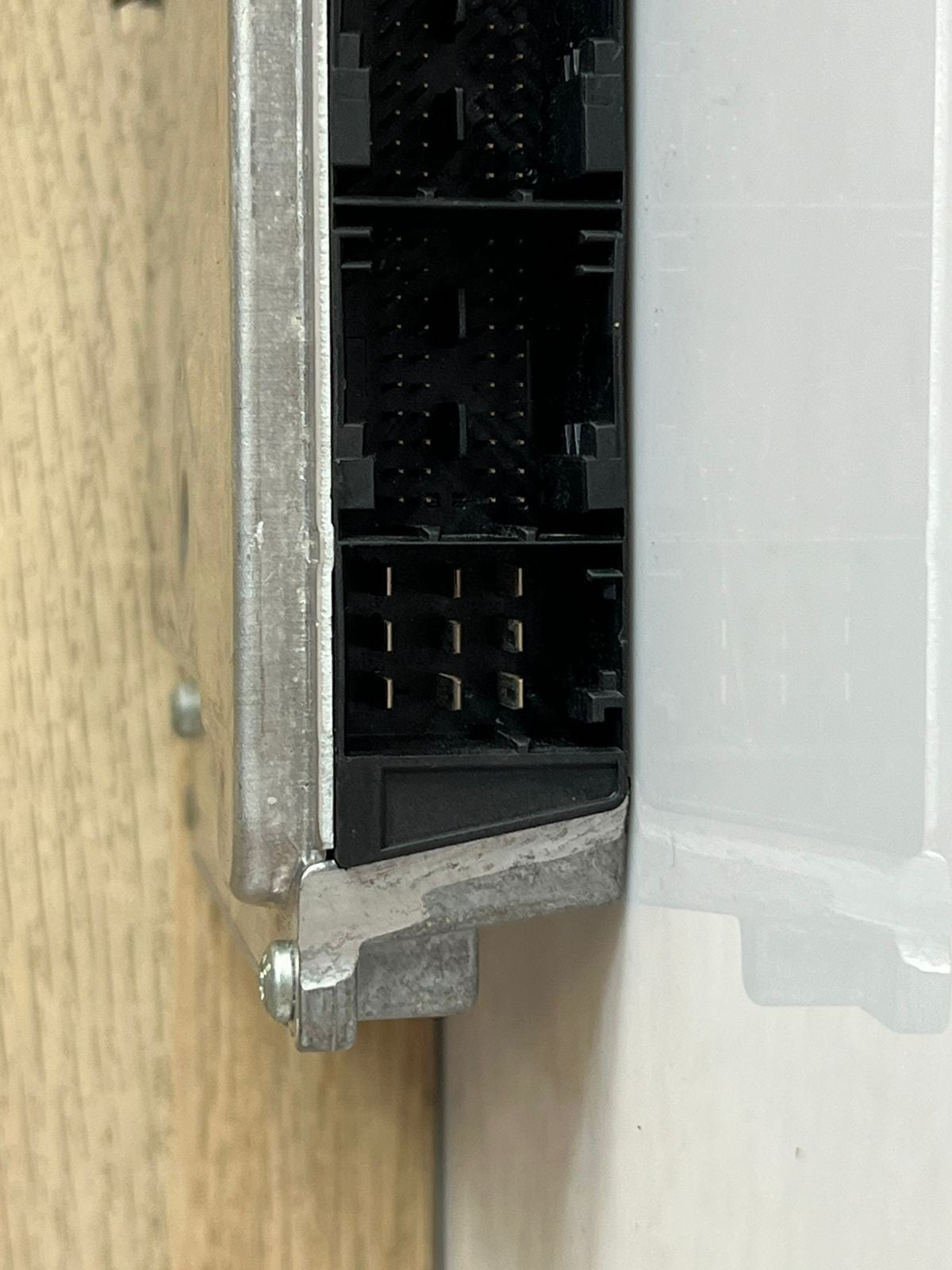 BMW E65 N73 ECU Engine Control Unit DME BOSCH 0261S02002