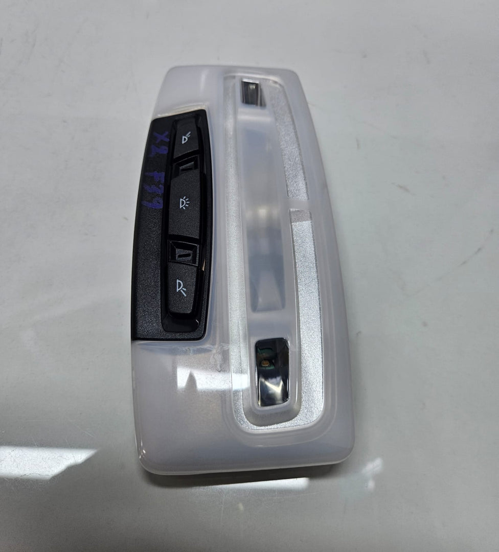7945983-2017-2019 BMW X2 F39 RHD Interior Reading Dome Light OEM