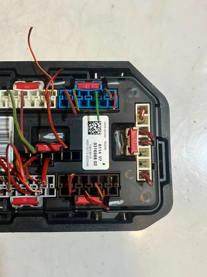 BMW F15 X5 and F16 X6 35iX Front Power Distribution Fuse Box 9316568 OEM