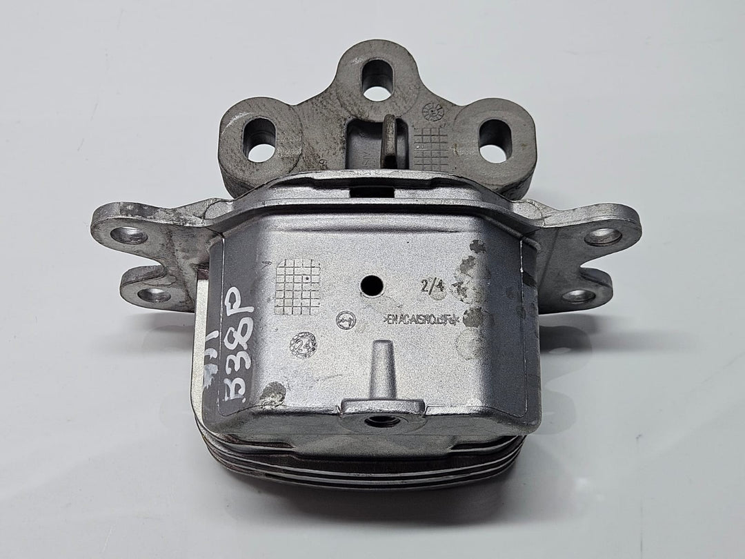 17276810-2014-2022 BMW X1 F48 Engine Cushion Motor Mount OEM